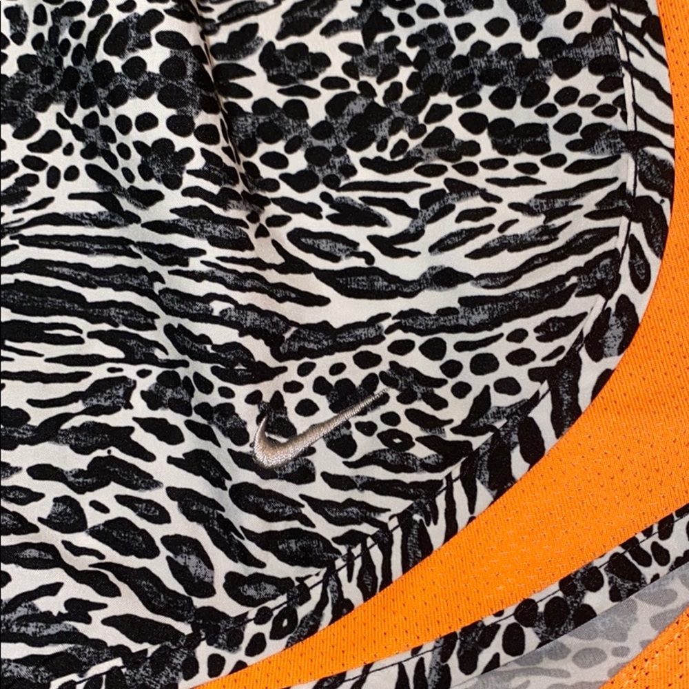 NIKE running shorts - Picture 2 of 4